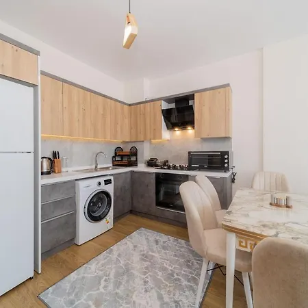Апартаменты Remarkable Flat With Shared Pool In Kepez